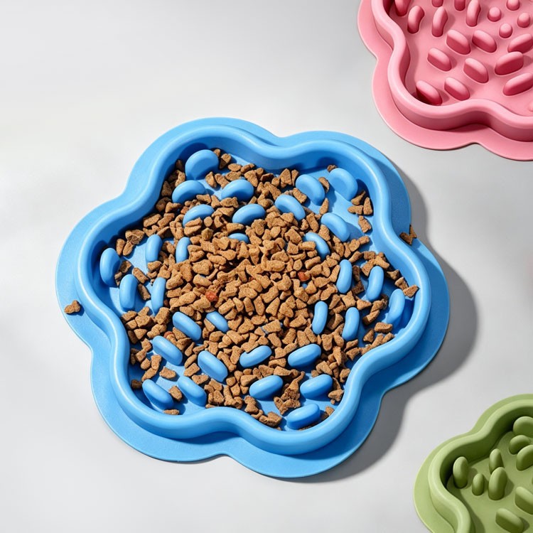 2 silicone slow feeder bowl